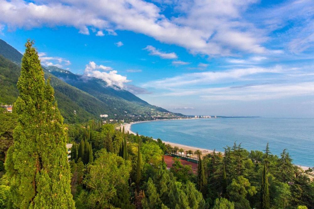 Отель Baza Otdyha Miya Гудаута Экстерьер фото